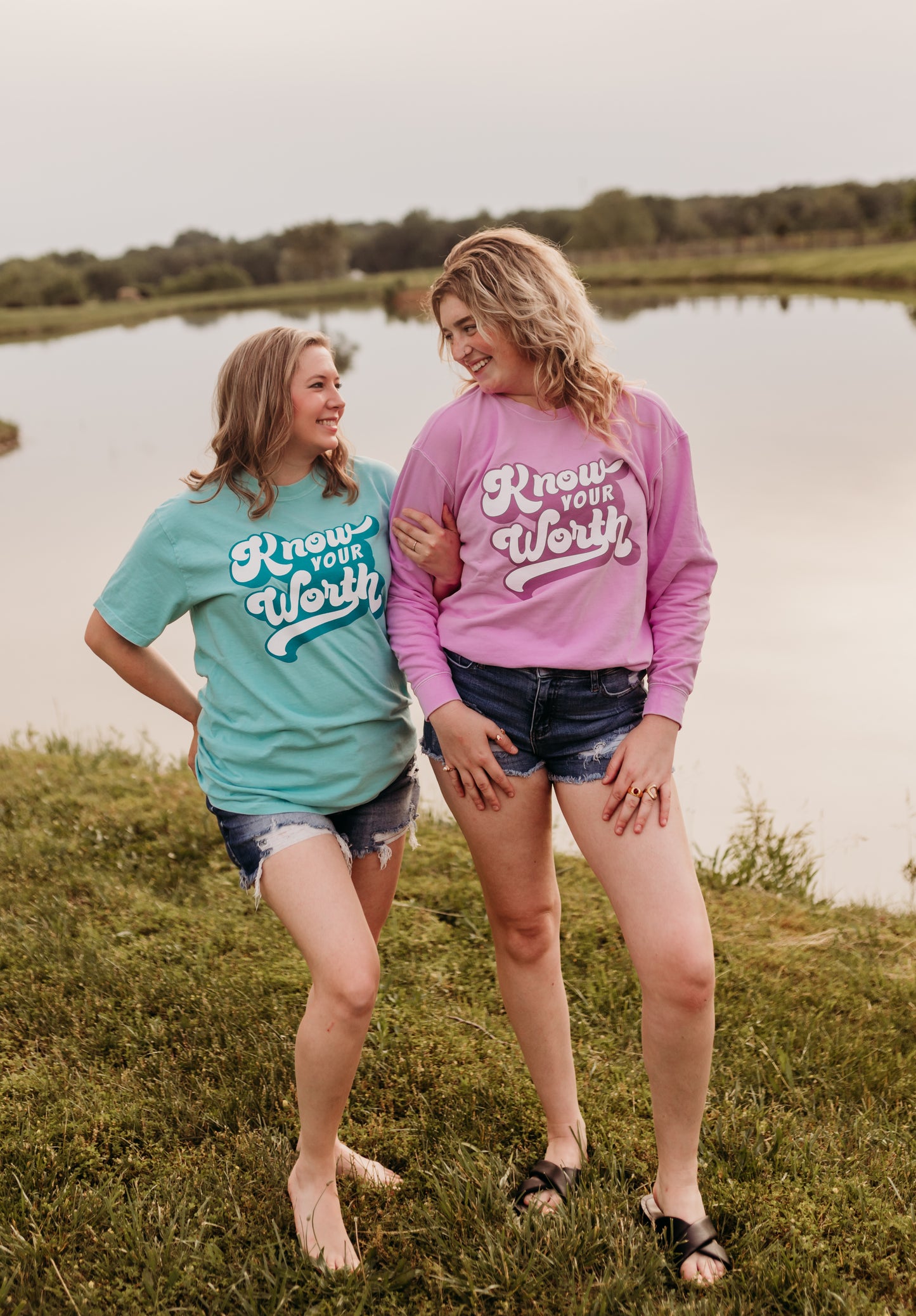 Know Your Worth Tee in Bright Turquoise