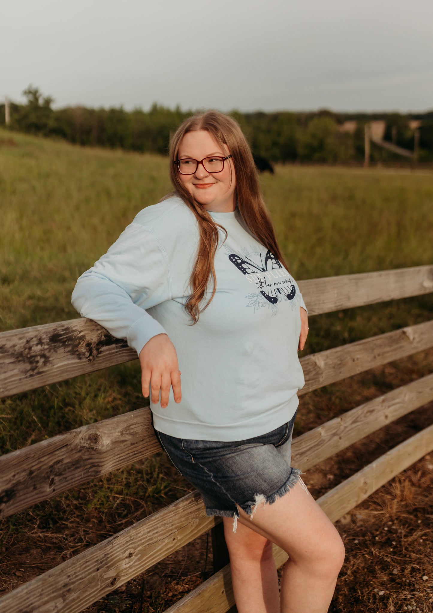 She Flies With Her Own Wings Lightweight Crewneck Sweatshirt in Light Blue